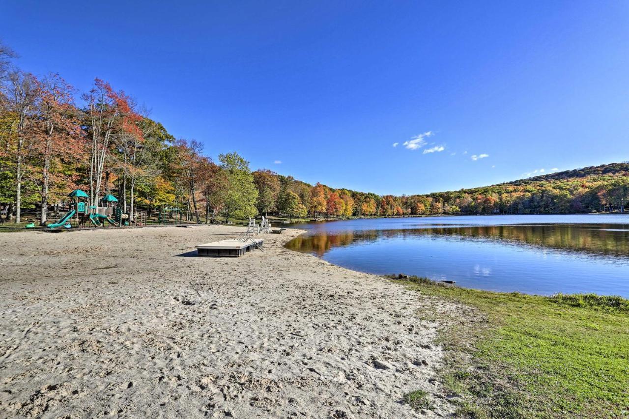 Bear Den Rustic Pocono Lake Home With Game Room! Buitenkant foto
