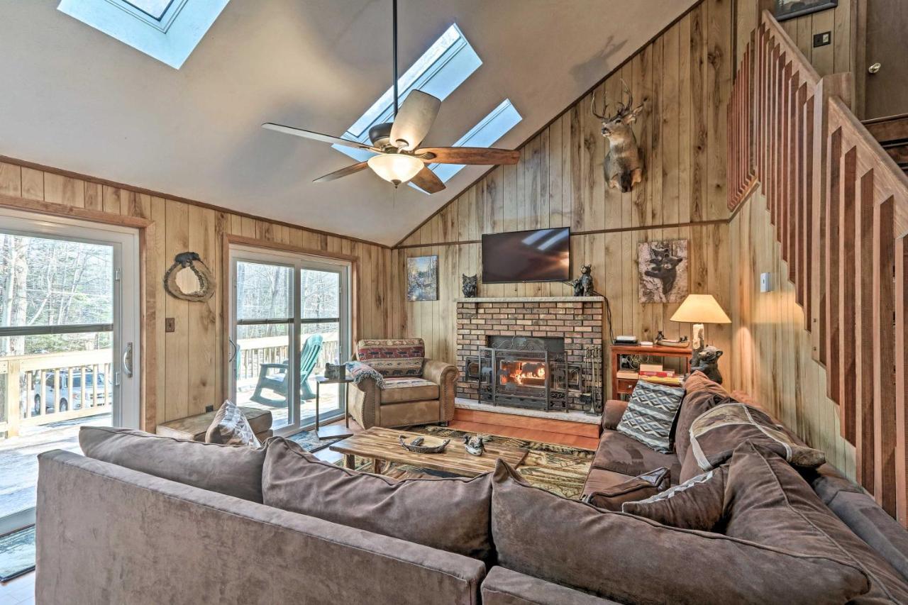 Bear Den Rustic Pocono Lake Home With Game Room! Buitenkant foto